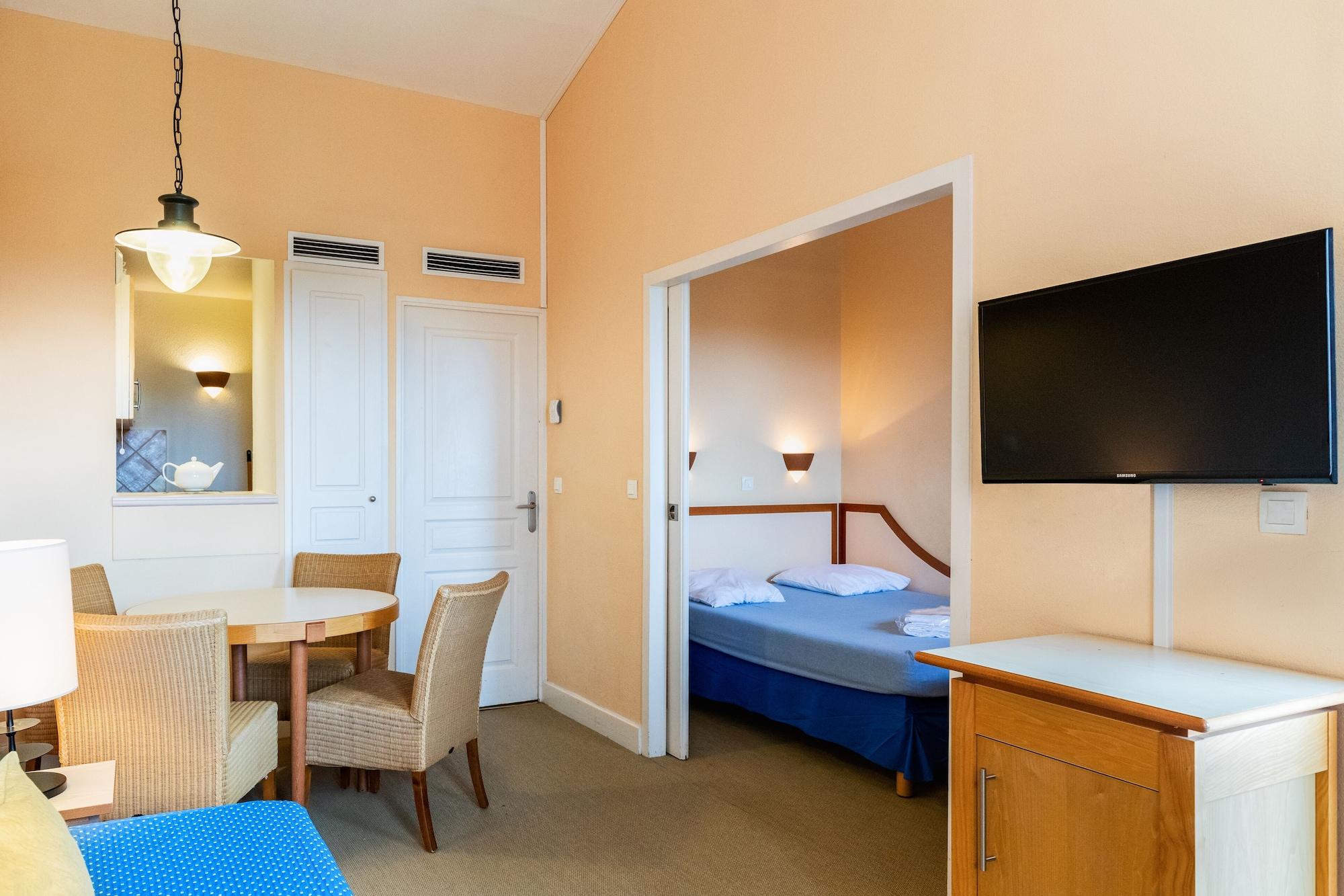Sowell Family Hotel Port Grimaud Esterno foto
